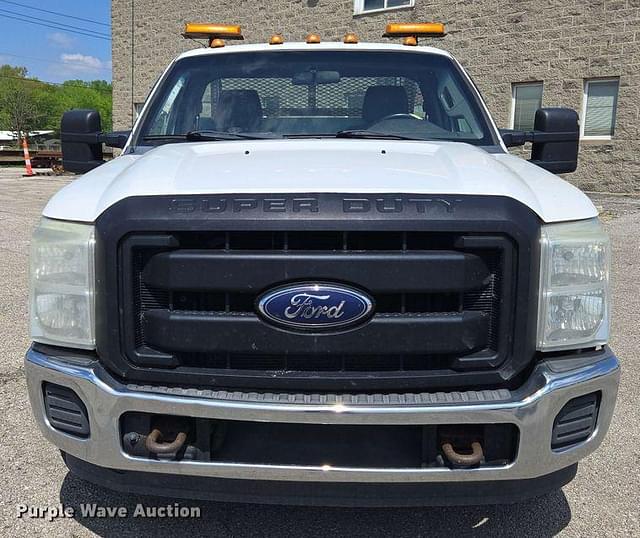Image of Ford F-250 equipment image 1