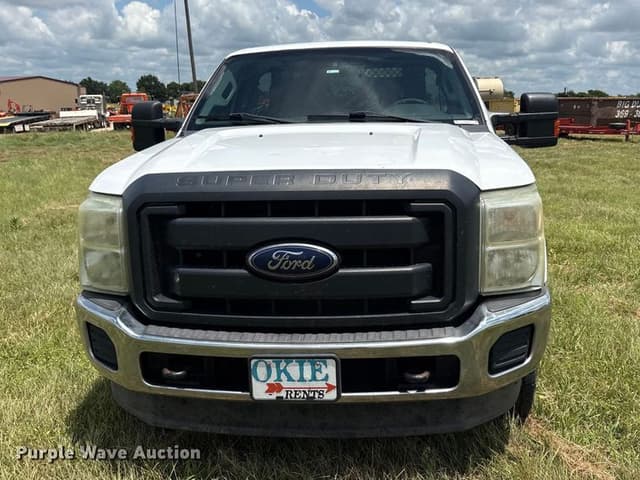 Image of Ford F-250 equipment image 1