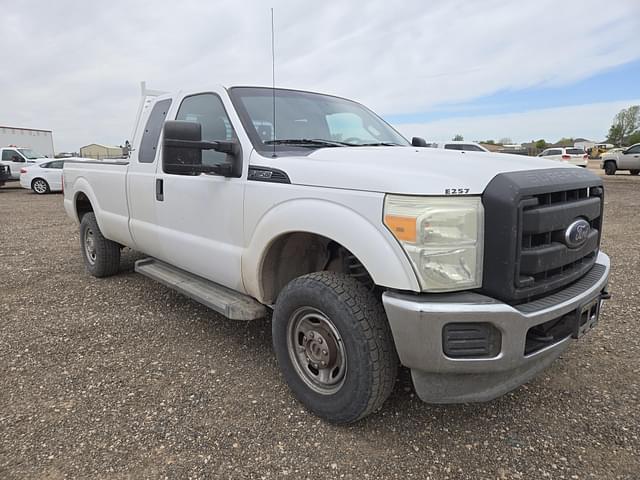 Image of Ford F-250 equipment image 1