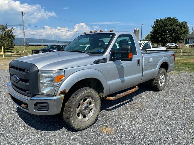 Image of Ford F-250 equipment image 1