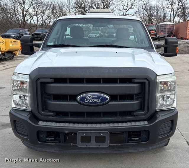 Image of Ford F-250 equipment image 1