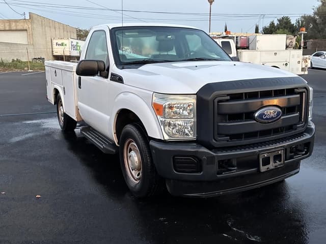 Image of Ford F-250 equipment image 1