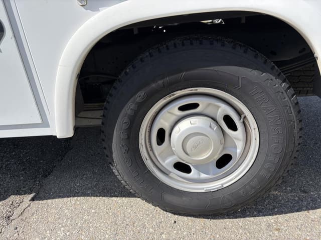 Image of Ford F-250 equipment image 4