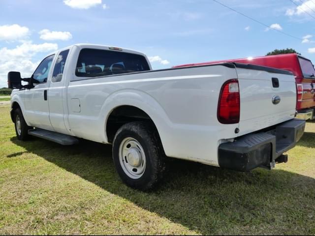 Image of Ford F-250 equipment image 3