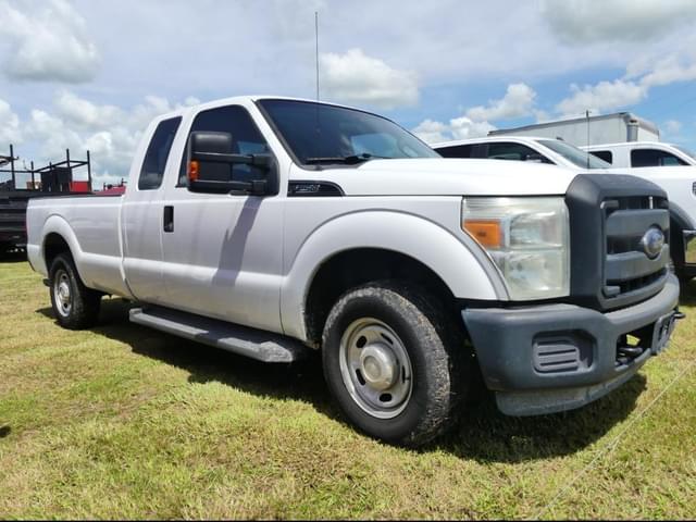 Image of Ford F-250 equipment image 1