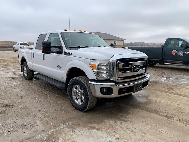 2013 Ford F-250 Equipment Image0