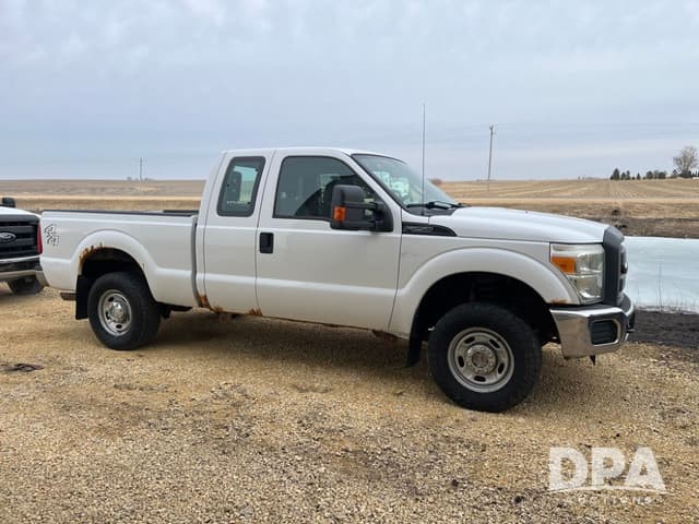 Image of Ford F-250 equipment image 4