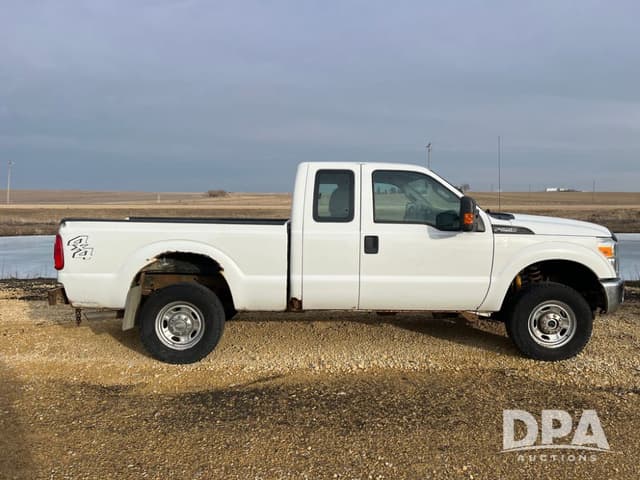 Image of Ford F-250 equipment image 4