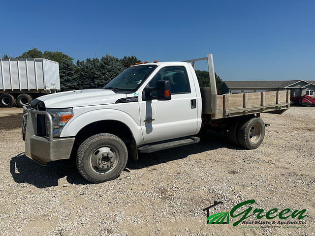 Image of Ford F-350 equipment image 1