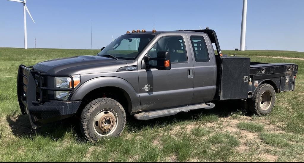 2013 Ford F-350 Equipment Image0