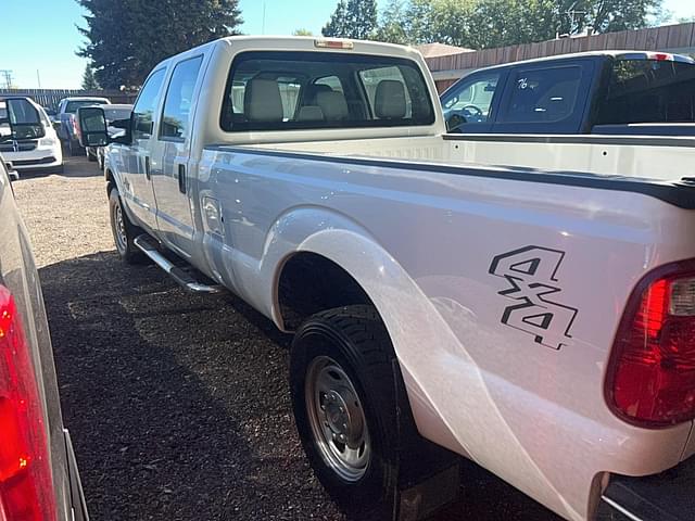 Image of Ford F-350 equipment image 1