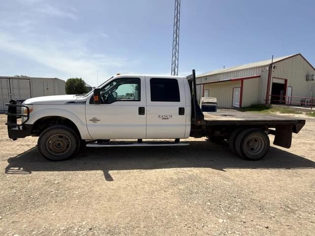 Image of Ford F-350 equipment image 1