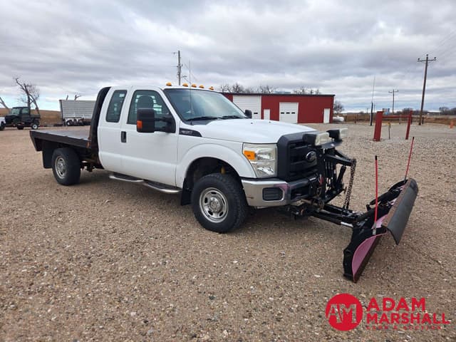 Image of Ford F-350 equipment image 1