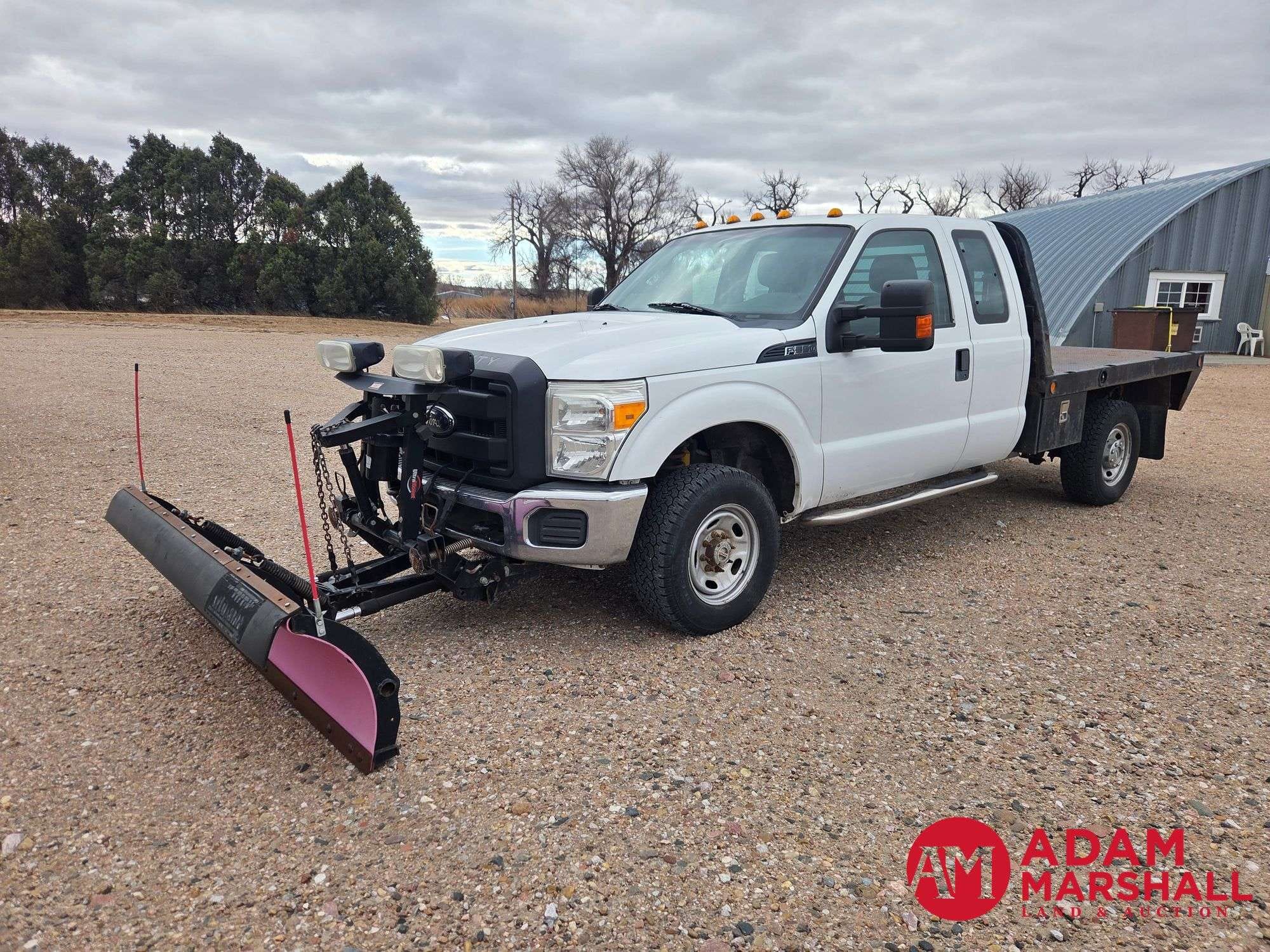 2013 Ford F-350 Equipment Image0