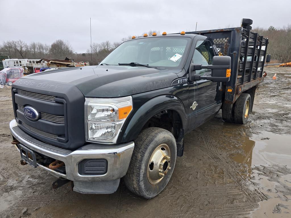 Image of Ford F-350 Primary image