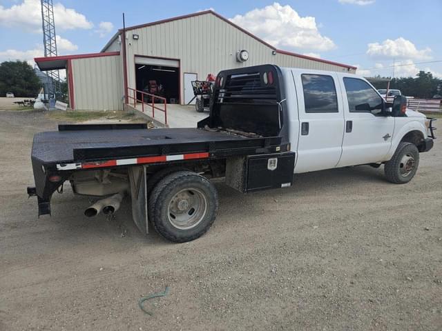 Image of Ford F-350 equipment image 4