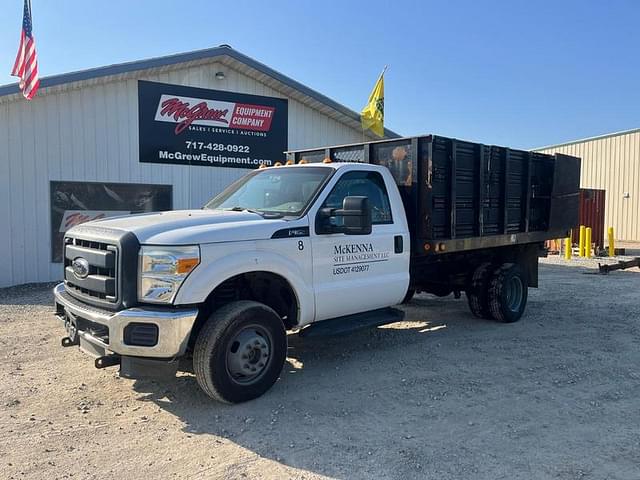 Image of Ford F-350 equipment image 1