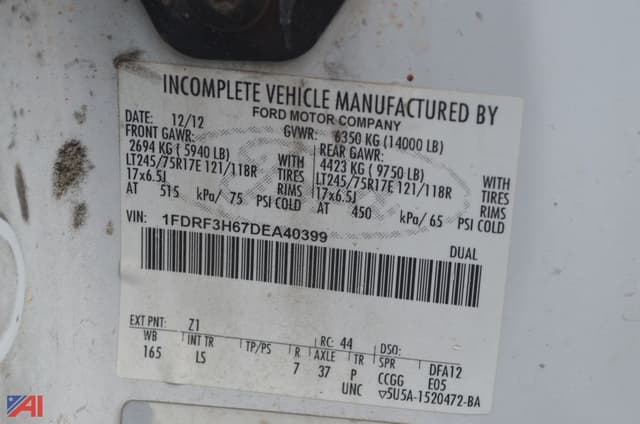 Image of Ford F-350 equipment image 4