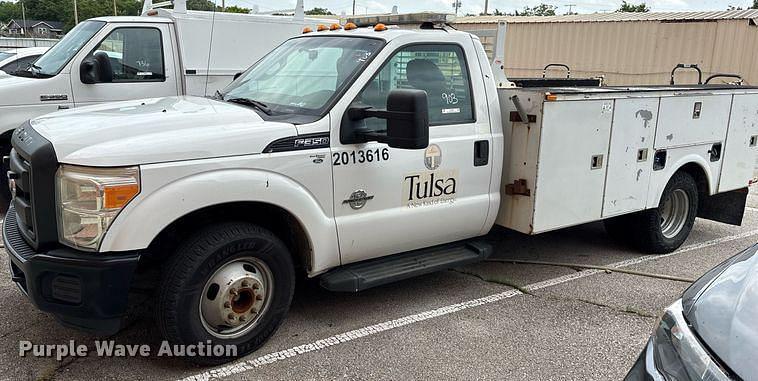 Image of Ford F-350 Primary image