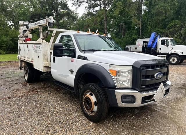 Image of Ford F-450 equipment image 1