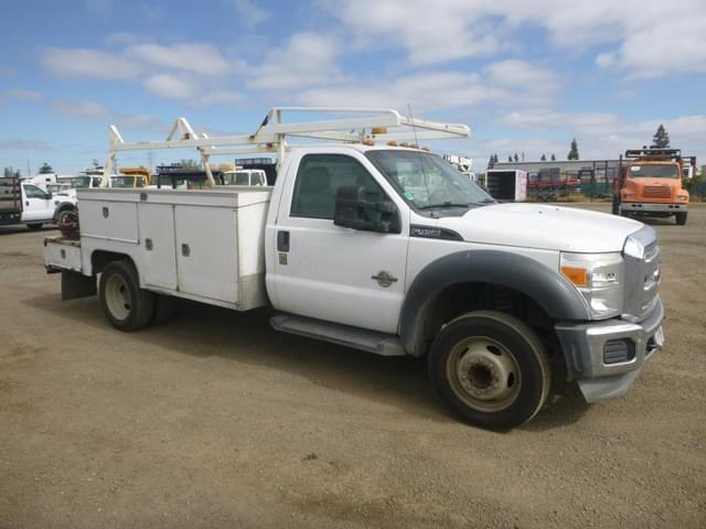 Image of Ford F-450 equipment image 1