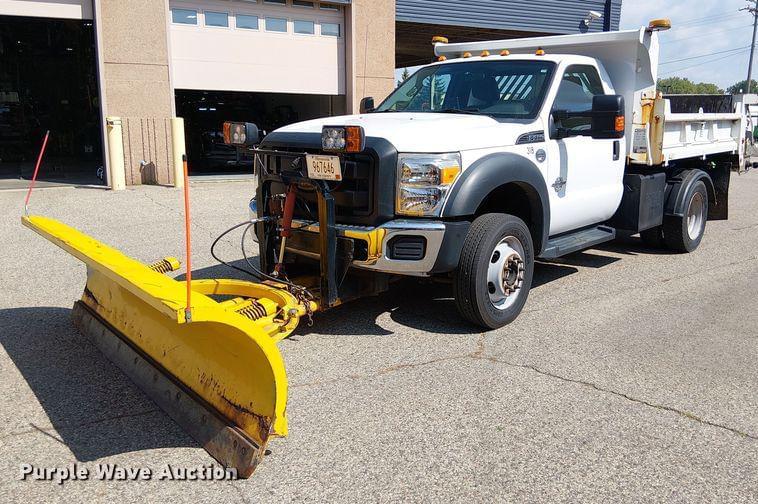 Image of Ford F-450 Primary image