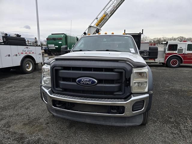 Image of Ford F-450 equipment image 1