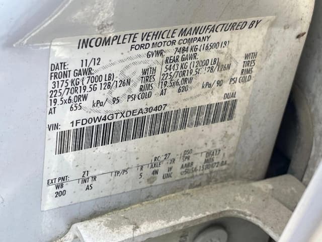 Image of Ford F-450 equipment image 2