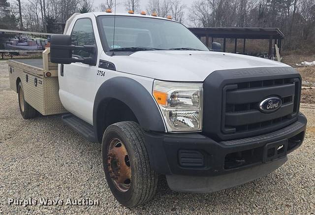 Image of Ford F-450 equipment image 2