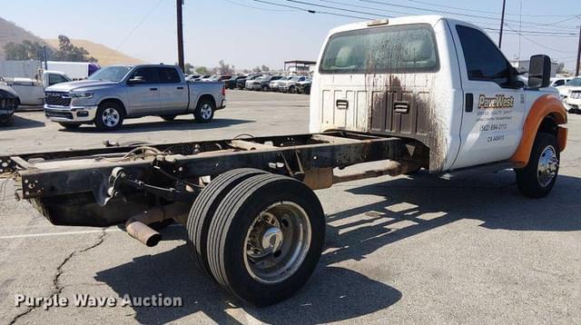 Image of Ford F-450 equipment image 4