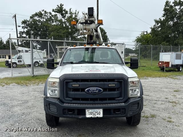 Image of Ford F-450 equipment image 1