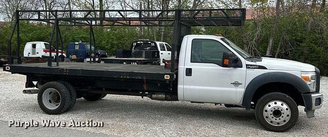 Image of Ford F-450 equipment image 3