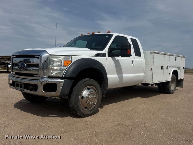 Image of Ford F-450 Primary image