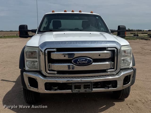 Image of Ford F-450 equipment image 1