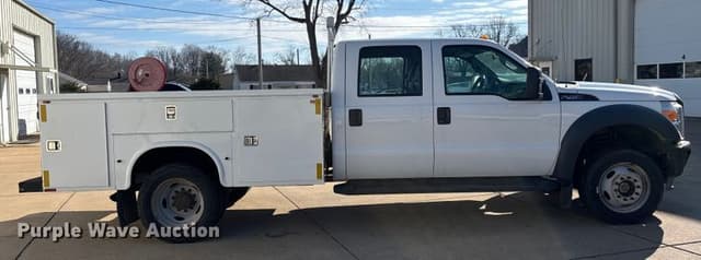 Image of Ford F-450 equipment image 3