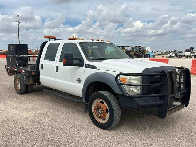 Image of Ford F-550 equipment image 1