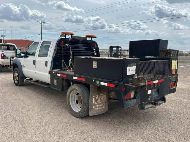 Image of Ford F-550 equipment image 3