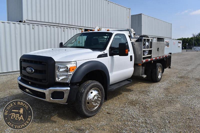 Image of Ford F-550 Primary image
