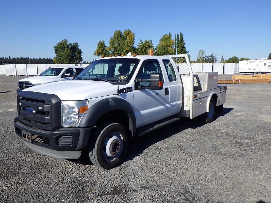 Image of Ford F-550 Primary image