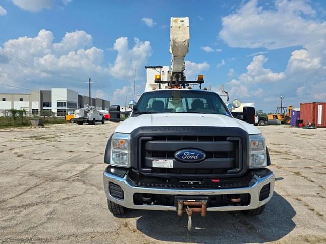 Image of Ford F-550 equipment image 1