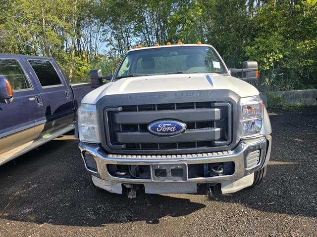 Image of Ford F-550 equipment image 1