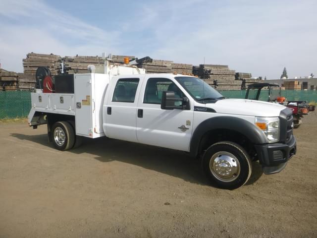 Image of Ford F-550 equipment image 1