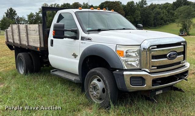 Image of Ford F-550 equipment image 2