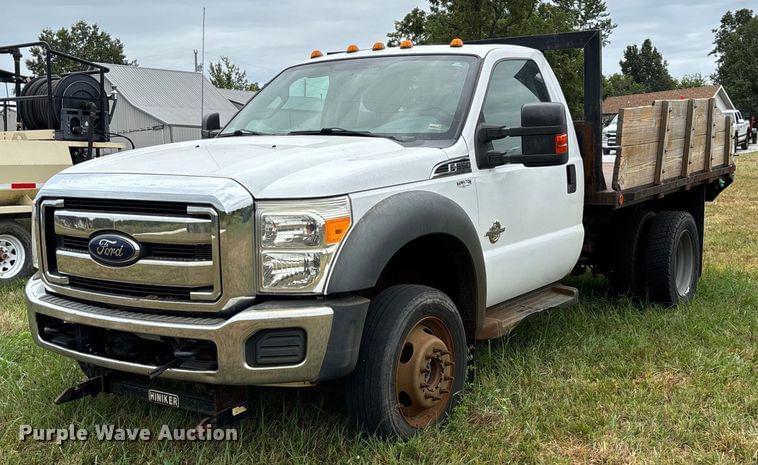 Image of Ford F-550 Primary image