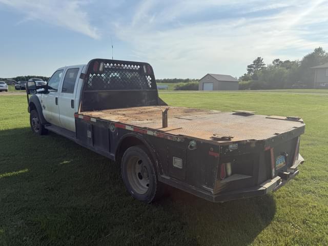 Image of Ford F-550 equipment image 3