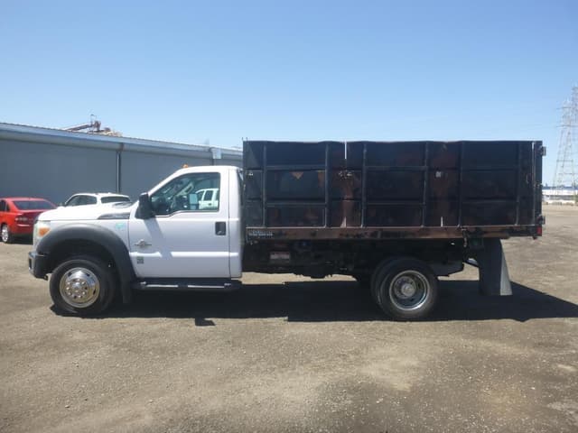 Image of Ford F-550 equipment image 4