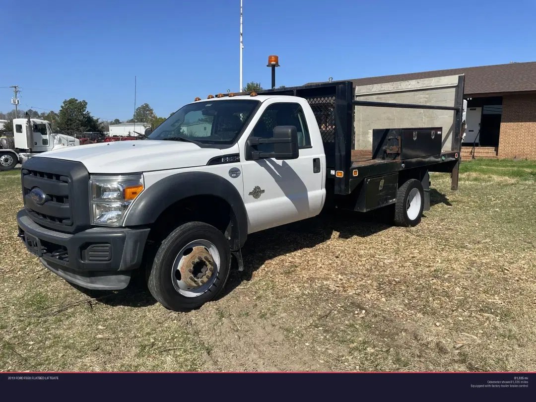 Image of Ford F-550 Primary image