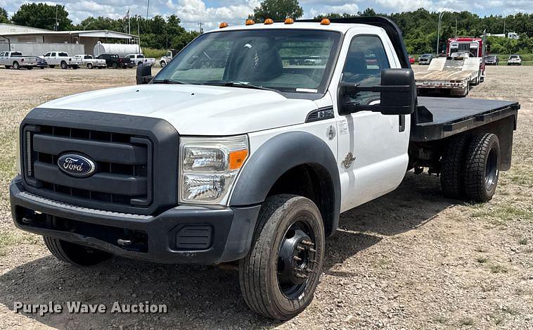 Image of Ford F-550 Primary image