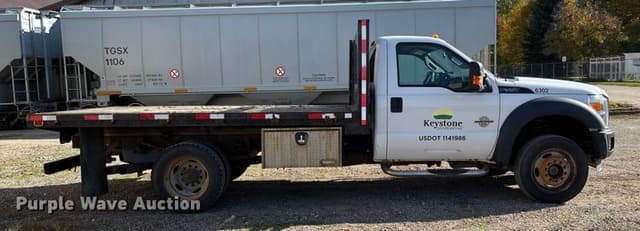 Image of Ford F-550 equipment image 3