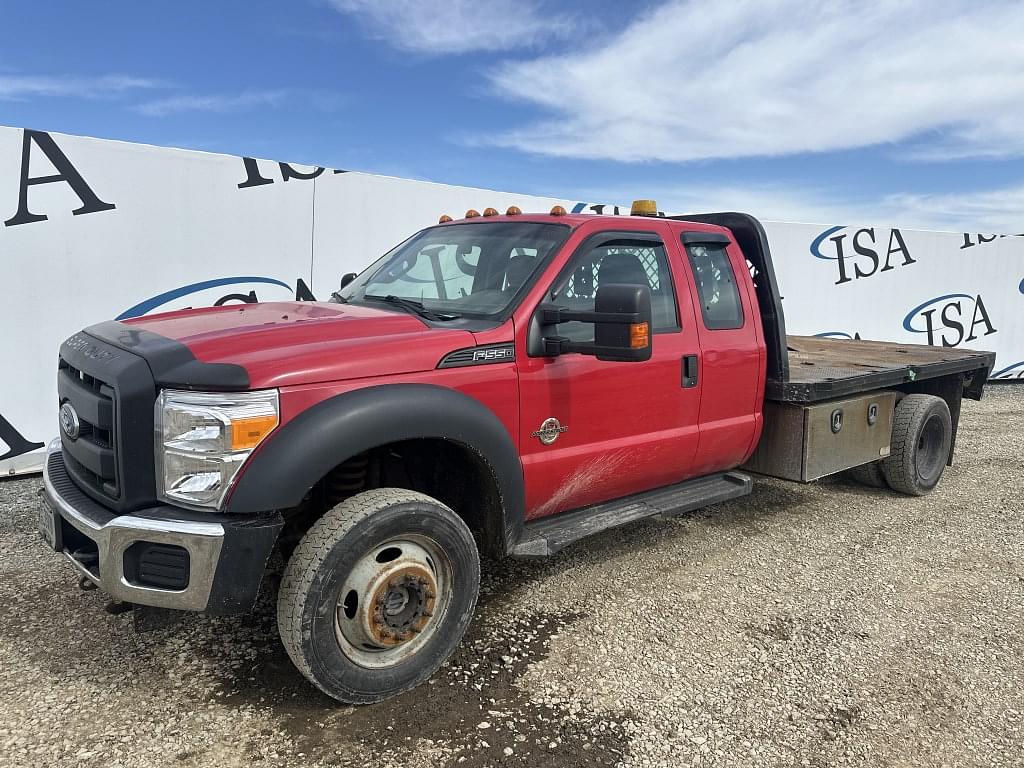Image of Ford F-550 Primary image